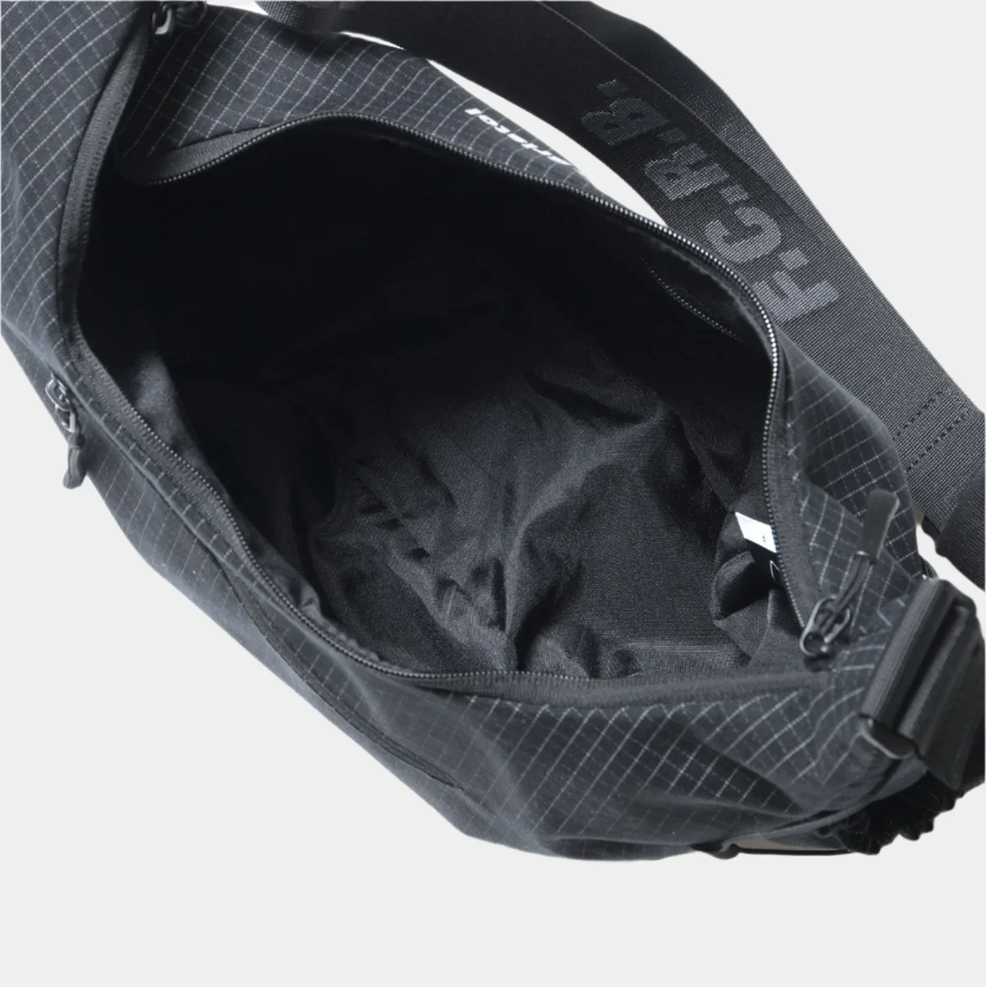 F.C.Real Bristol Tour Shoulder Bag - Black - Image 4