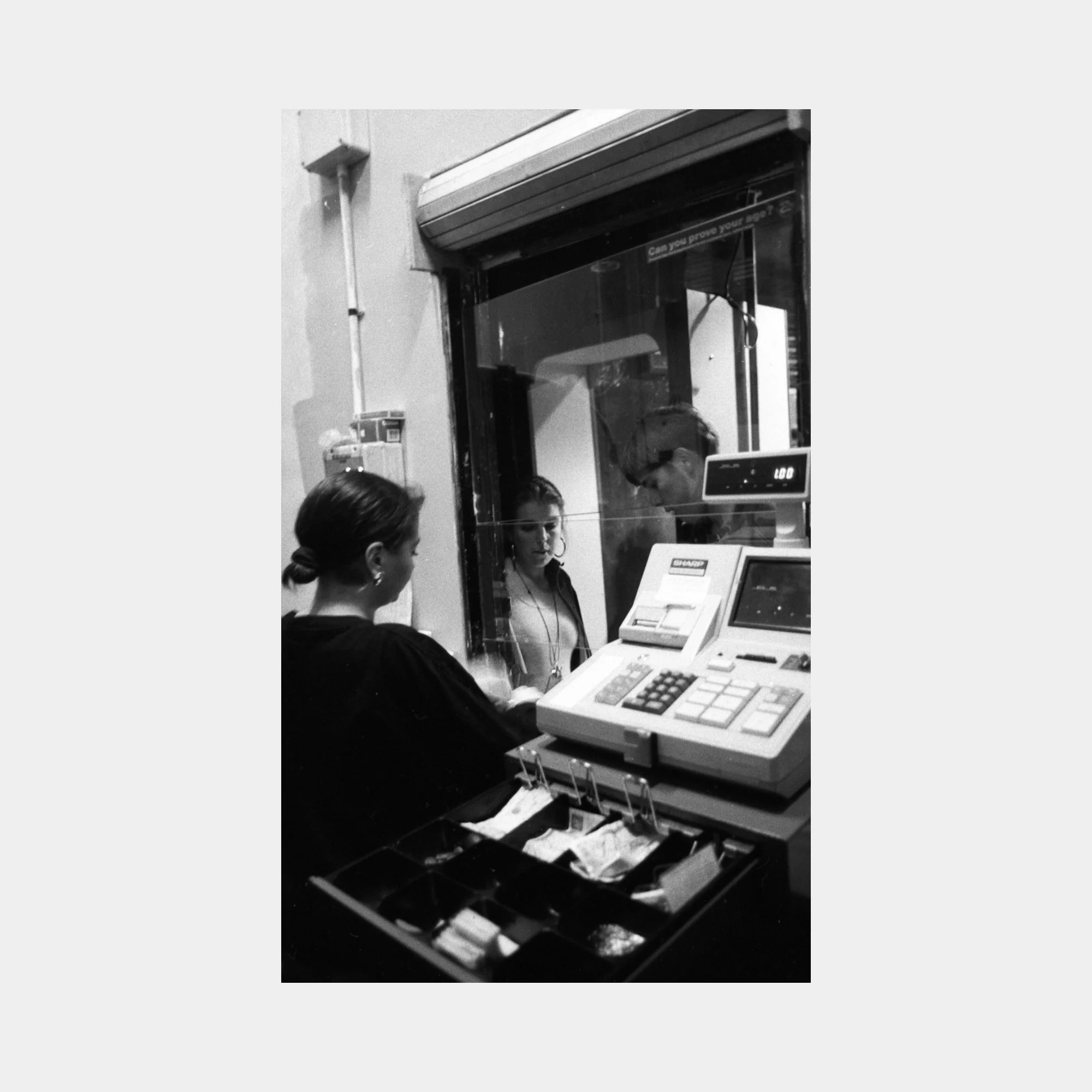 IDEA Peter J Walsh RAVE ONE Re(Edition) - Image 9